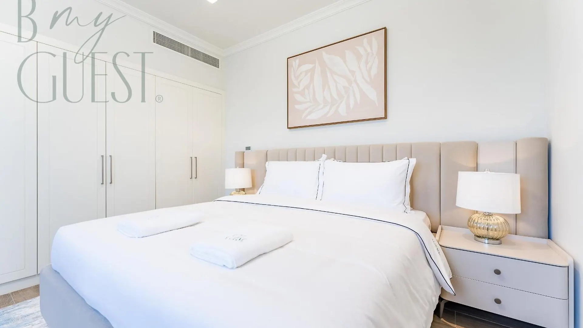 Holiday home Luxurious Waterfront Villa Sea & Burj Khalifa View Dubai
